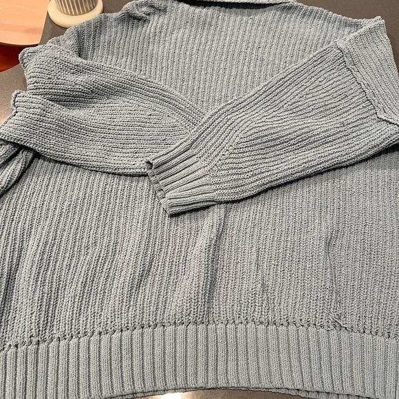Aerie Cozy blue Women's Sweater - Picture 6 of 8